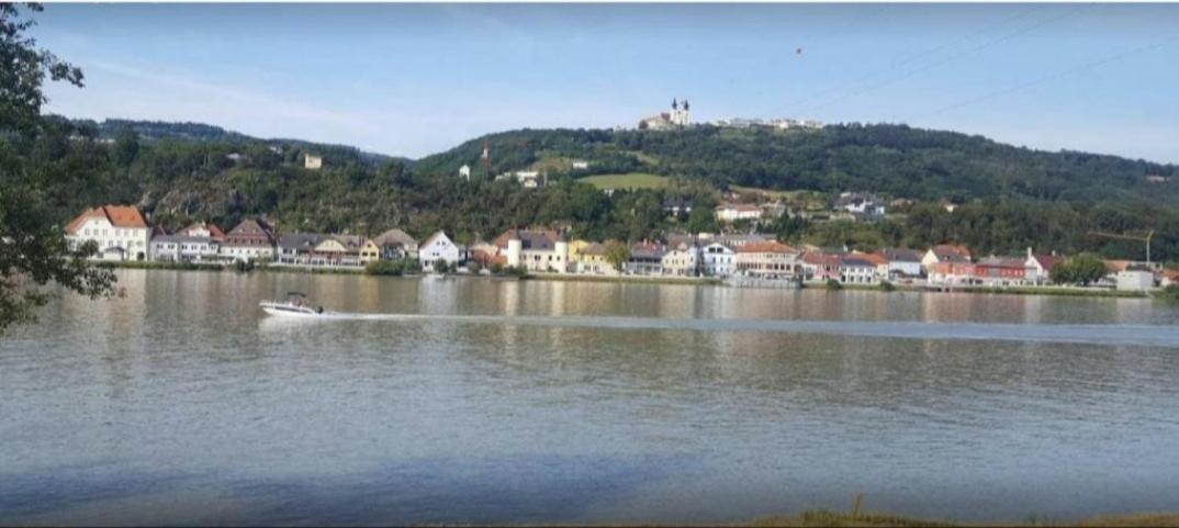 Apartment An Der Donau Krumnussbaum Esterno foto